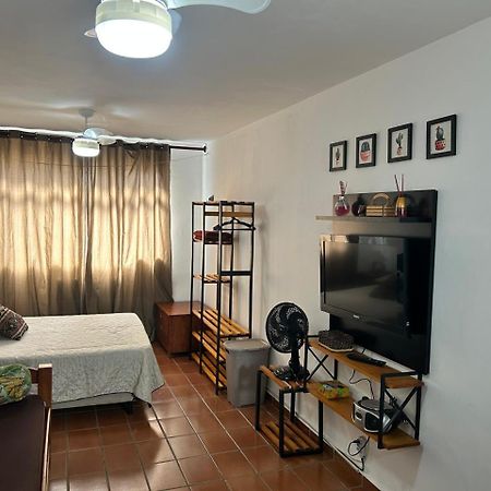 Praia Grande - Aviacao - Apto Estudio - 200 Mts Da Praia מראה חיצוני תמונה